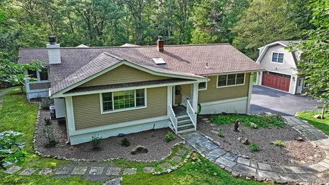 83 Maple Brook Road Tuxedo Park NY 10987