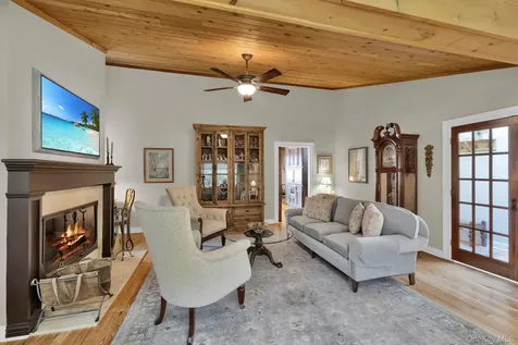 83 Maple Brook Road Tuxedo Park NY 10987
