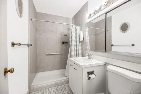 505 Central Avenue White Plains NY 10606