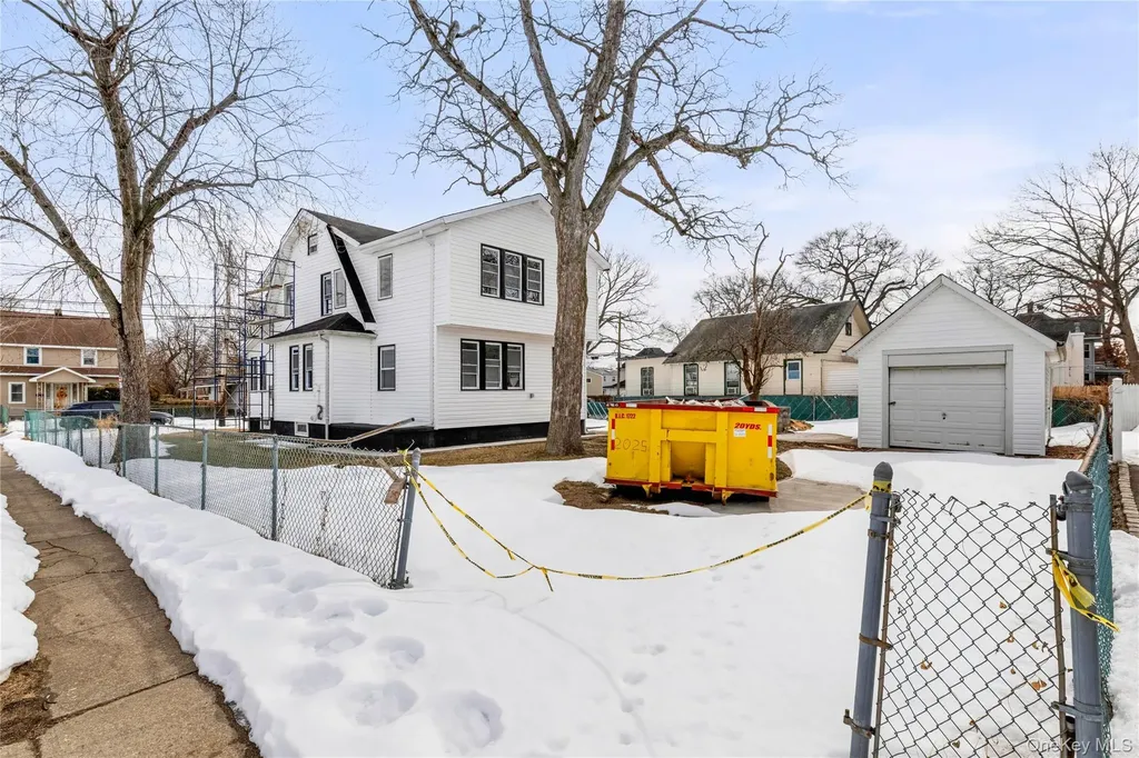 67 Ellison Avenue Freeport NY 11520