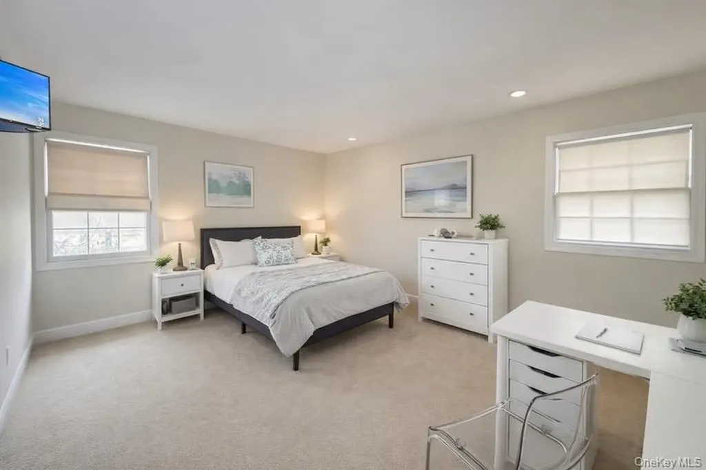 363 Oxhead Road Stony Brook NY 11790