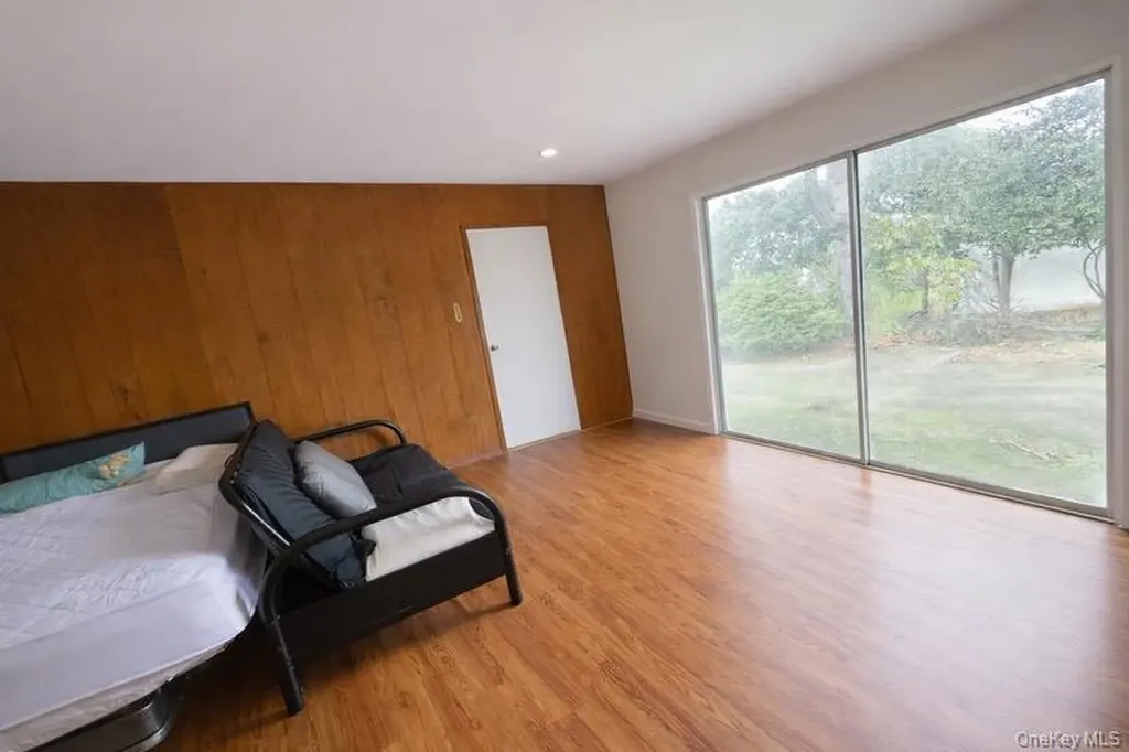 363 Oxhead Road Stony Brook NY 11790