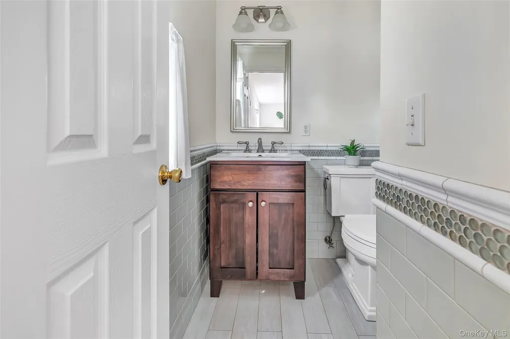 15 Brookside Lane Harrison NY 10528