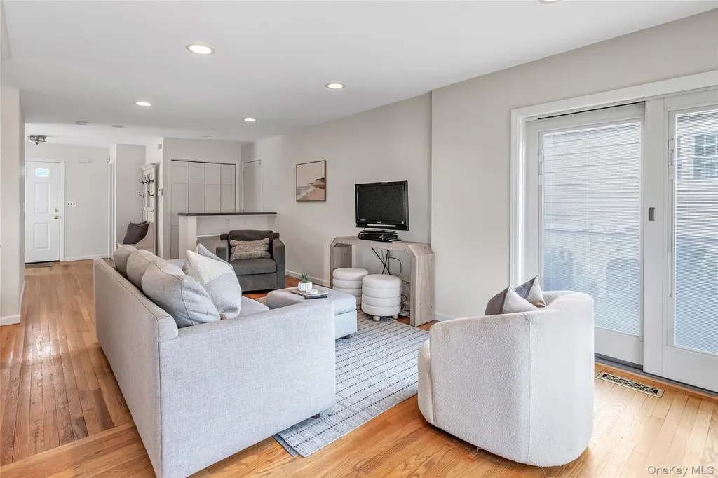 15 Brookside Lane Harrison NY 10528