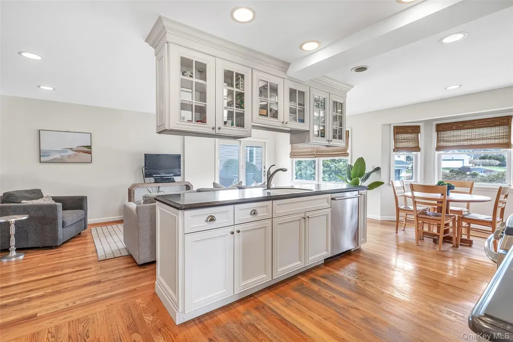 15 Brookside Lane Harrison NY 10528