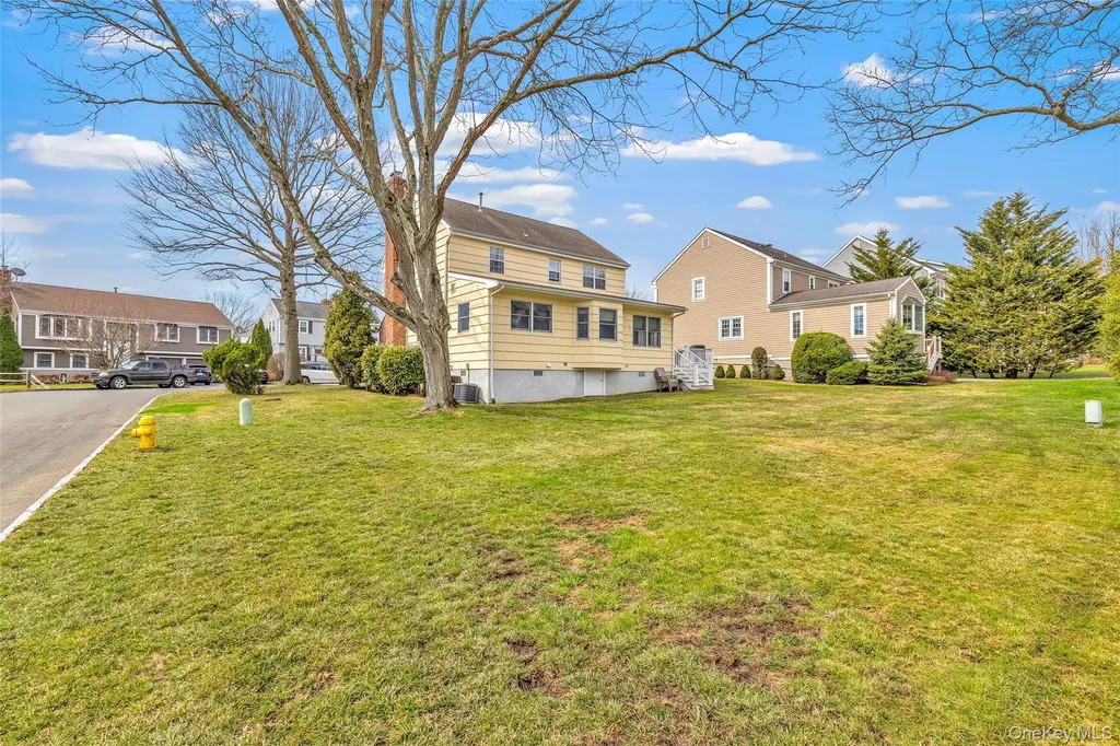 15 Brookside Lane Harrison NY 10528