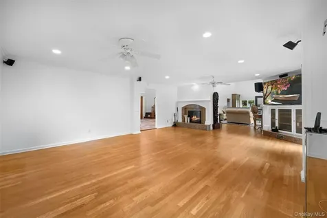 90 Belvedere Drive Syosset NY 11791