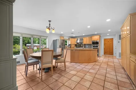 90 Belvedere Drive Syosset NY 11791