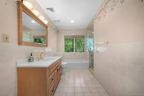 90 Belvedere Drive Syosset NY 11791