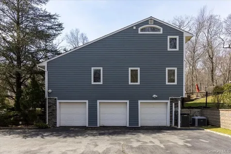 90 Belvedere Drive Syosset NY 11791