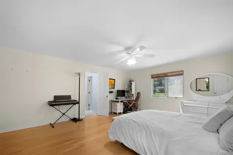 90 Belvedere Drive Syosset NY 11791