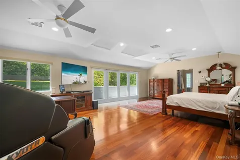 90 Belvedere Drive Syosset NY 11791