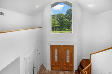 90 Belvedere Drive Syosset NY 11791