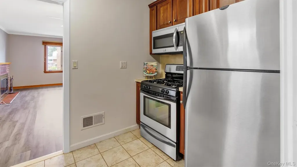 11 Nova Road Bayville NY 11709