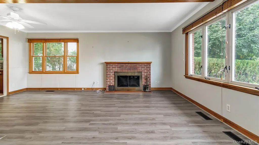 11 Nova Road Bayville NY 11709