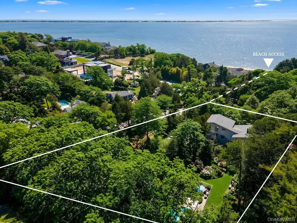 27 Atterbury Road Southampton NY 11968
