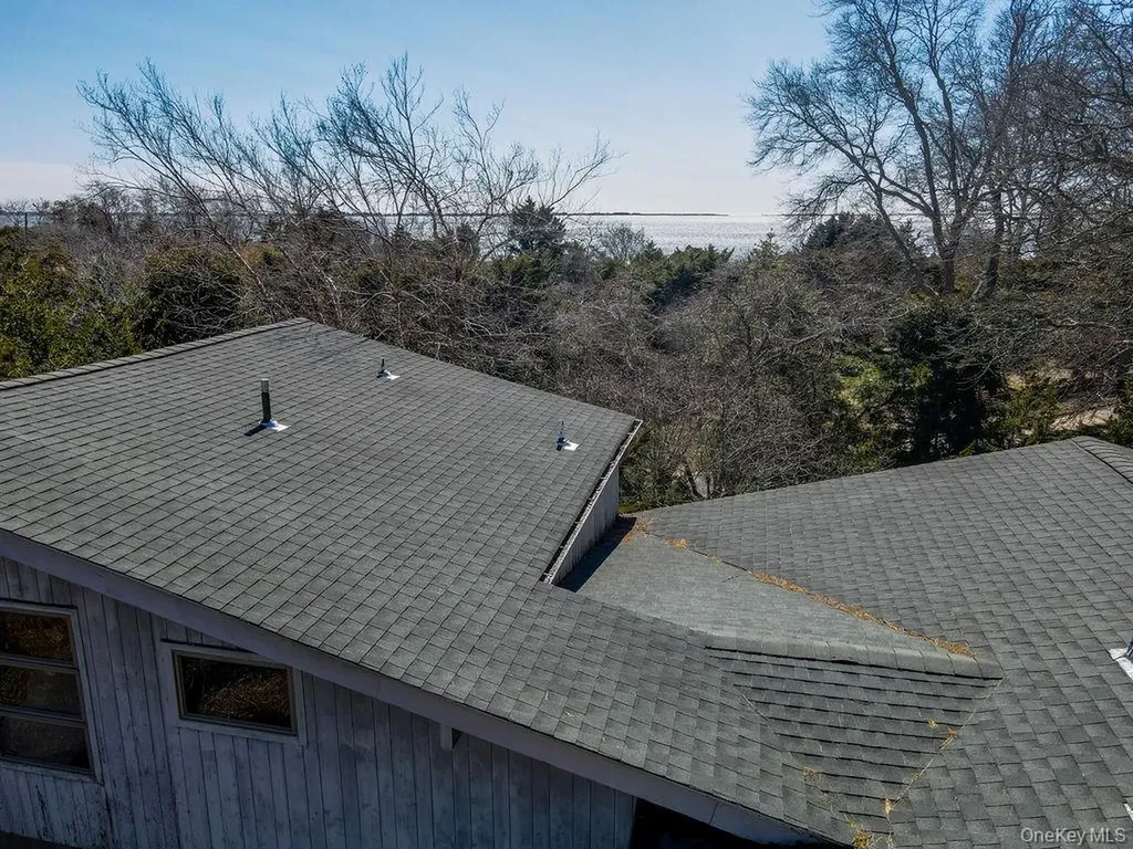 27 Atterbury Road Southampton NY 11968
