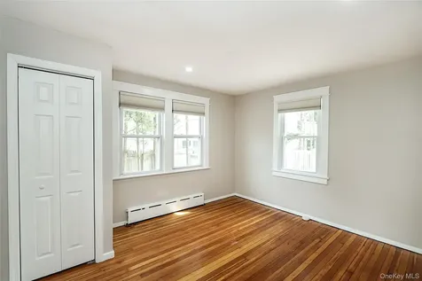 24 High Street Locust Valley NY 11560