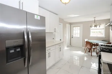 24 High Street Locust Valley NY 11560