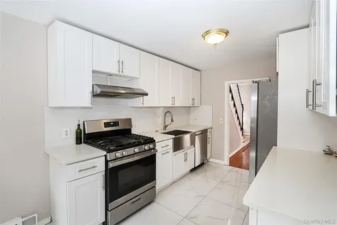 24 High Street Locust Valley NY 11560