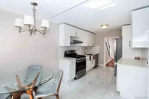 24 High Street Locust Valley NY 11560