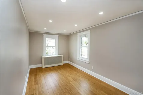 24 High Street Locust Valley NY 11560