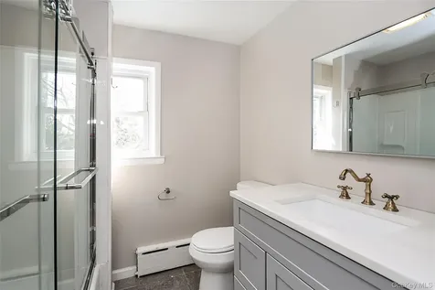 24 High Street Locust Valley NY 11560