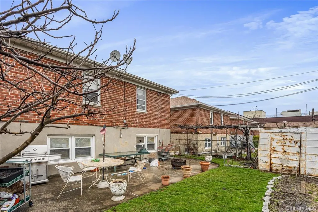 196-52 45th Drive Flushing NY 11358