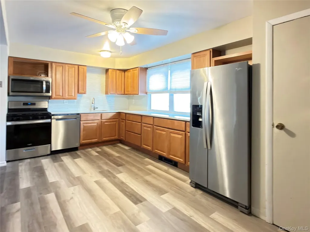 27 Peter Way Kiamesha Lake NY 12751
