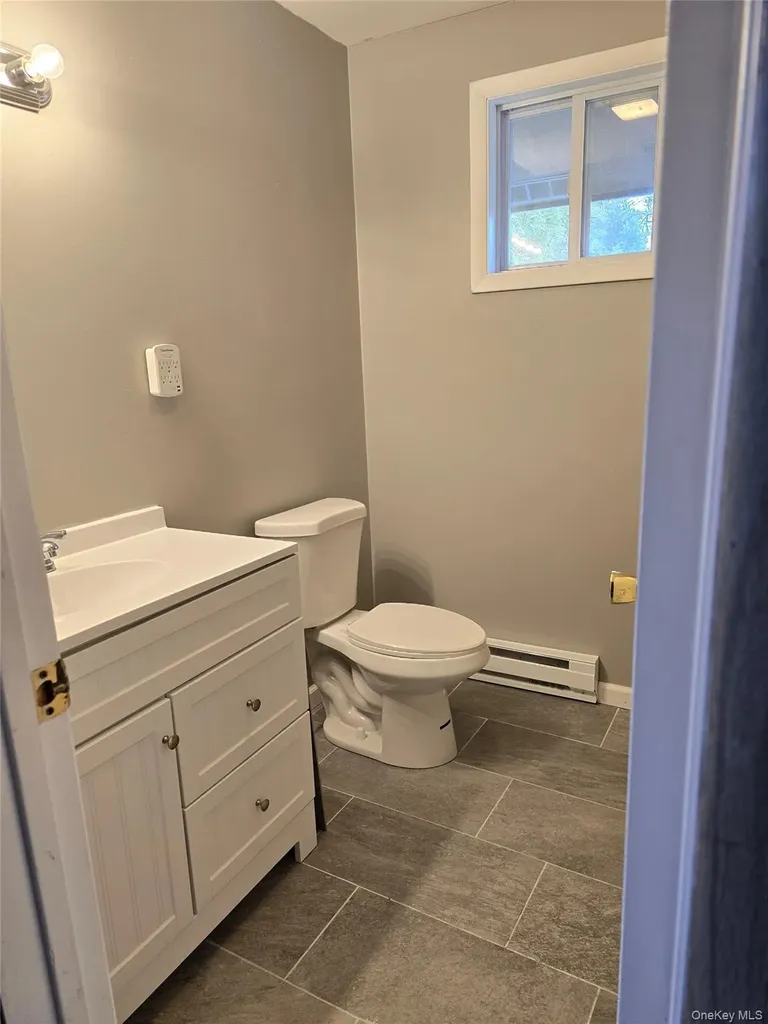 27 Peter Way Kiamesha Lake NY 12751