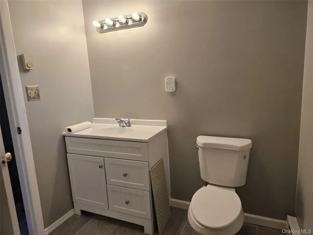 27 Peter Way Kiamesha Lake NY 12751