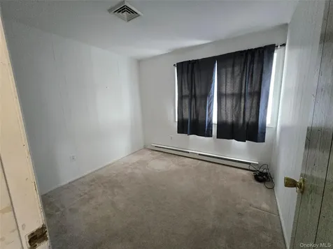 27 Peter Way Kiamesha Lake NY 12751