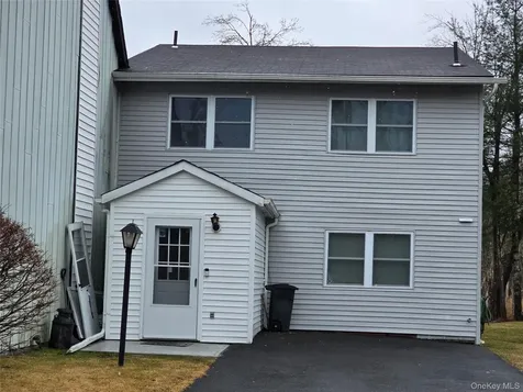 27 Peter Way Kiamesha Lake NY 12751