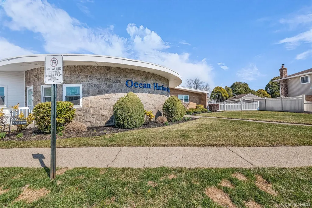 4 Rose Street Oceanside NY 11572