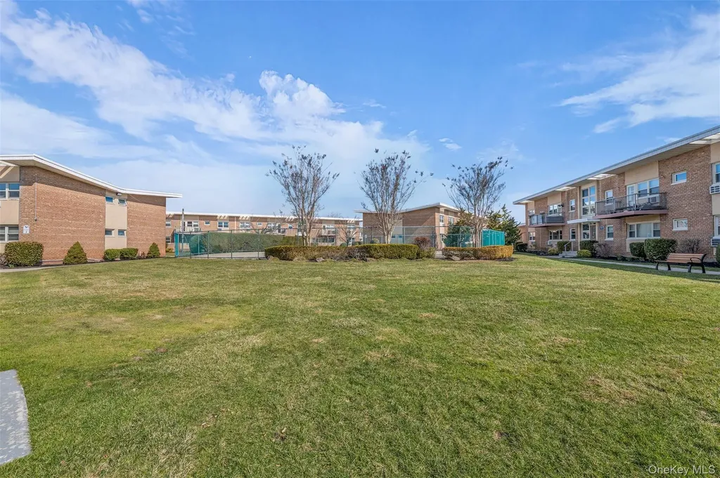 4 Rose Street Oceanside NY 11572