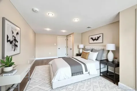 5 Kittiwake Lane Babylon NY 11702