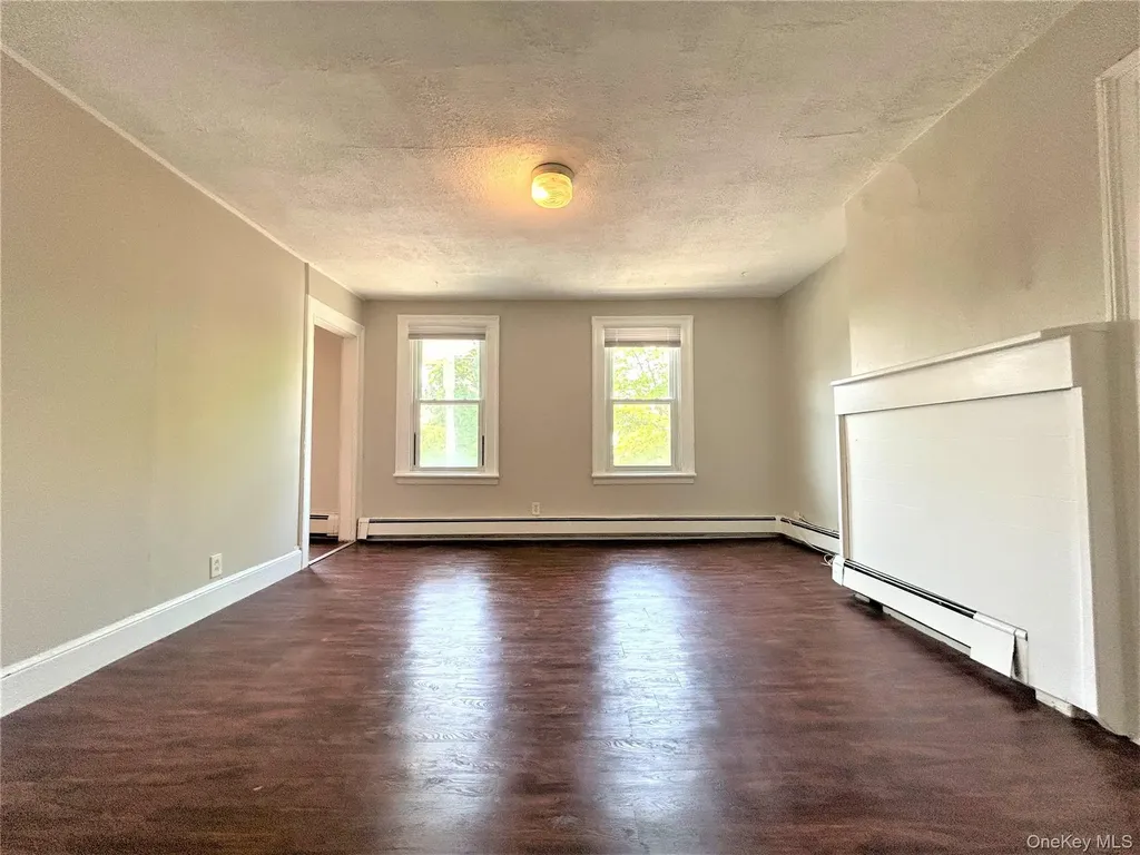 83 Albany Street Poughkeepsie NY 12601