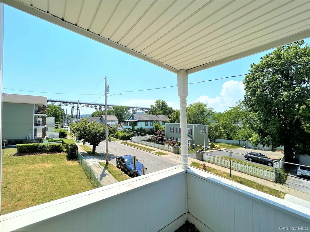 83 Albany Street Poughkeepsie NY 12601