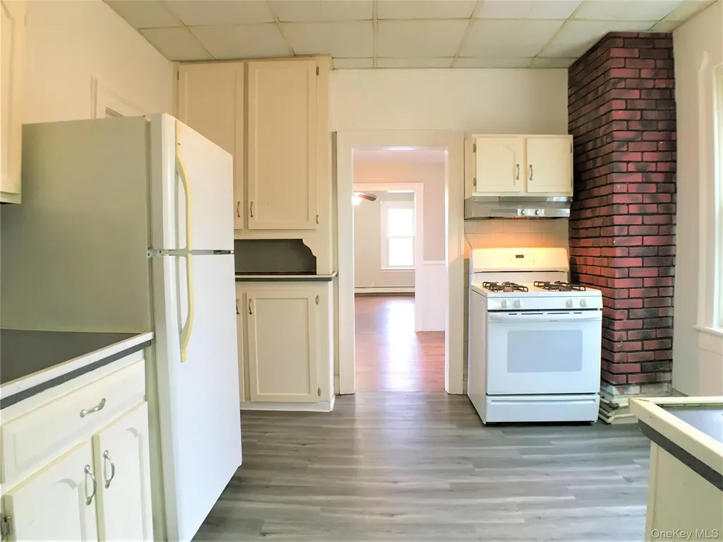 83 Albany Street Poughkeepsie NY 12601