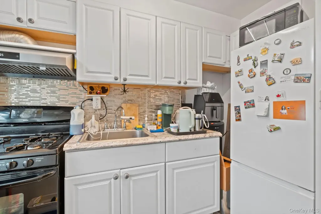 215-12 47 Avenue Bayside NY 11361