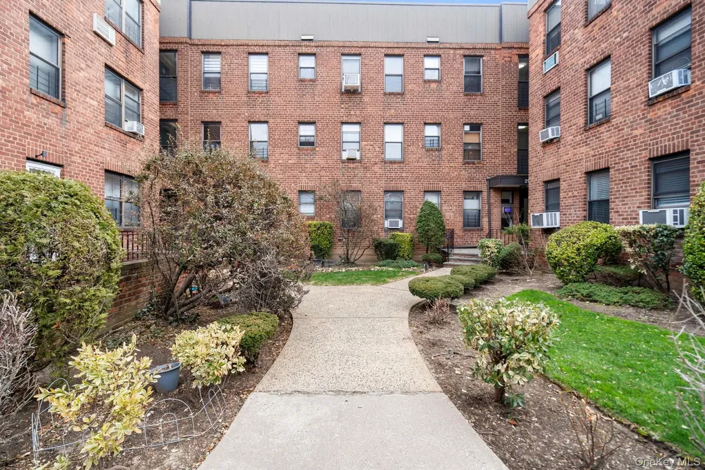 215-12 47 Avenue Bayside NY 11361