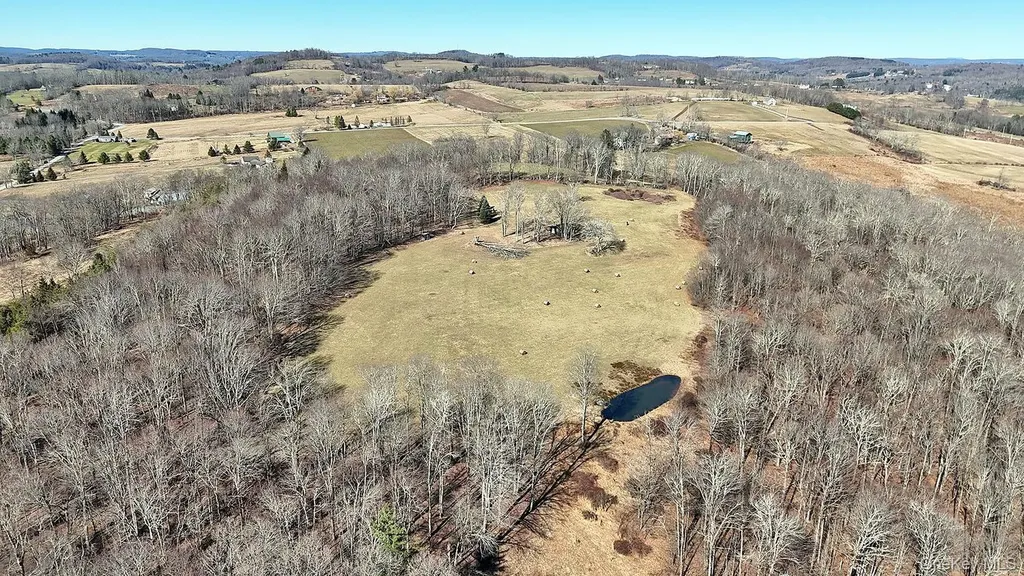 57 Boettger Road Callicoon NY 12723