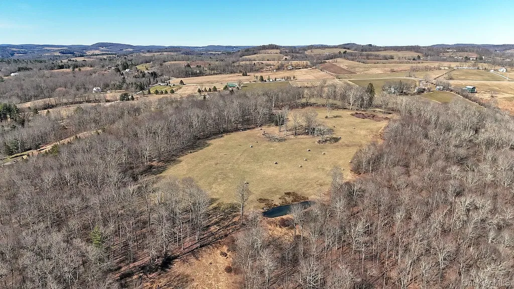 57 Boettger Road Callicoon NY 12723