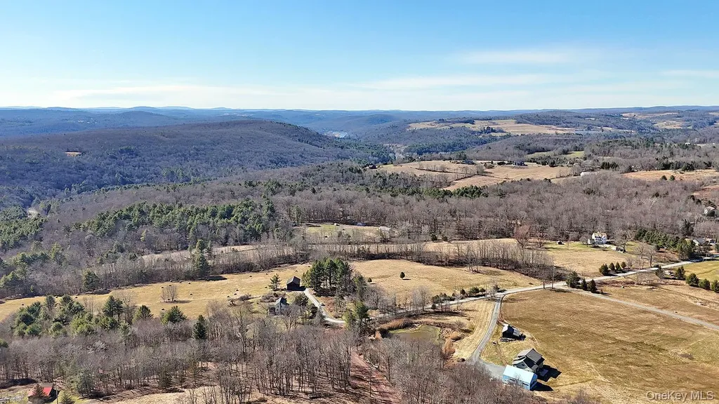 57 Boettger Road Callicoon NY 12723