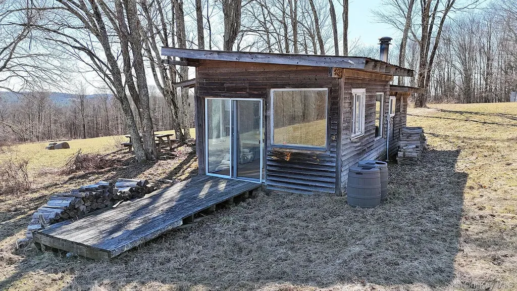 57 Boettger Road Callicoon NY 12723