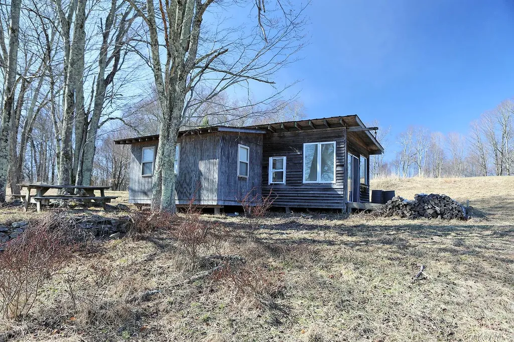 57 Boettger Road Callicoon NY 12723