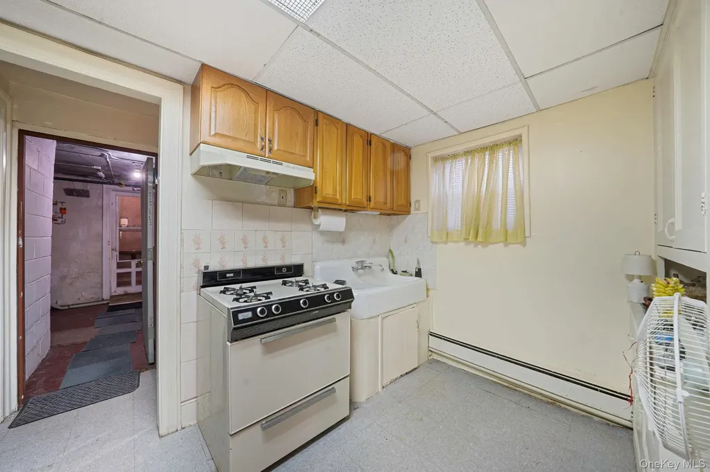 281 E 57th Street Brooklyn NY 11203