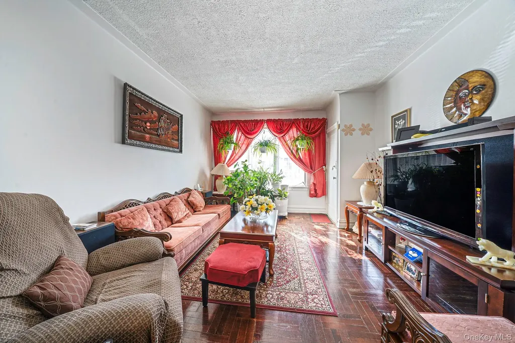 281 E 57th Street Brooklyn NY 11203