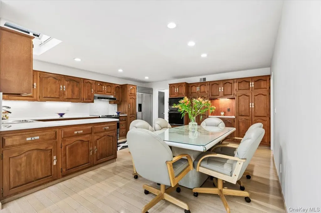 16 Dell Drive Eastchester NY 10709