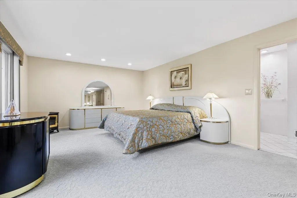 16 Dell Drive Eastchester NY 10709